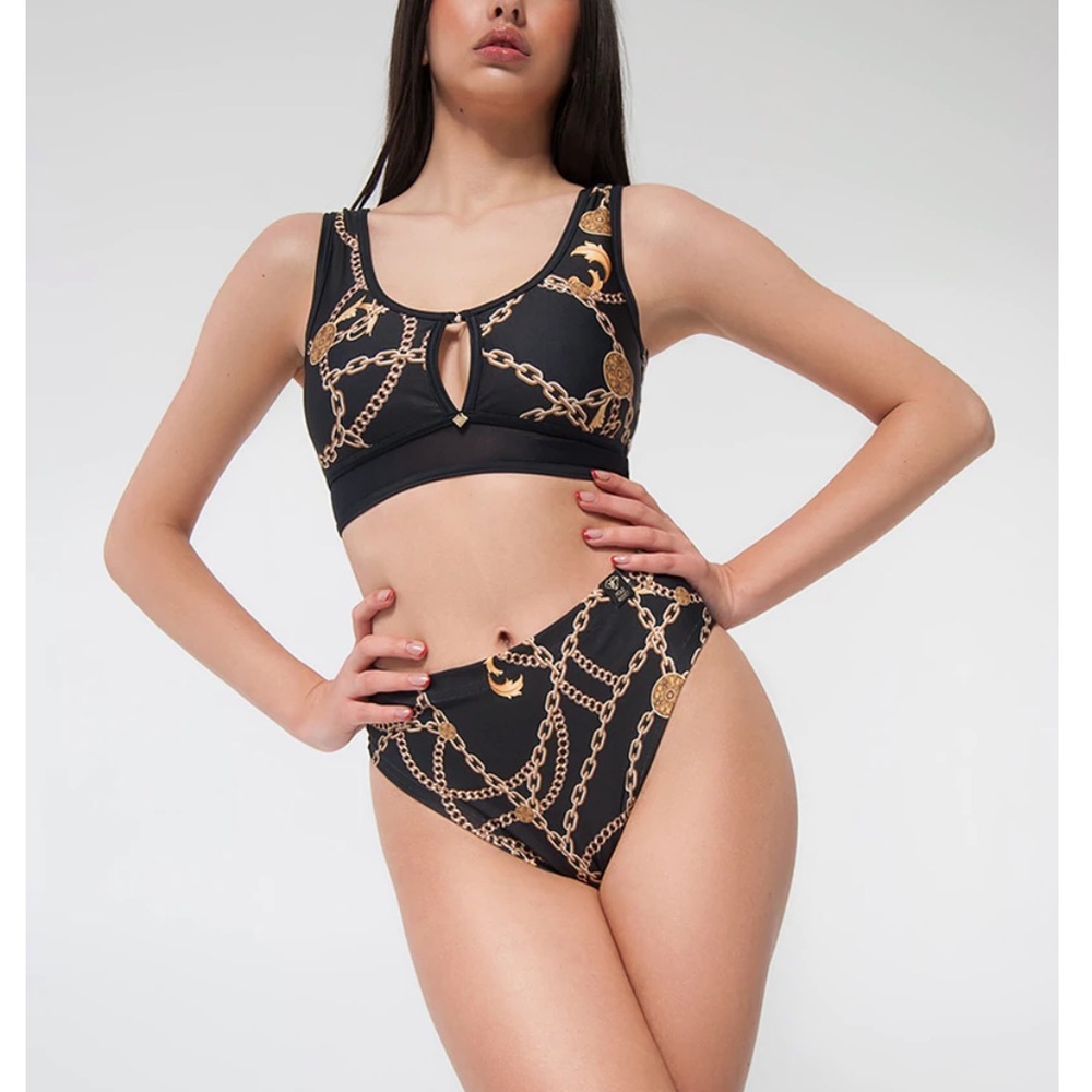 Pole Addict Land Top and Mona Bottoms - Aida